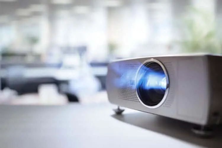 DLP vs LCD projector: what's the difference?